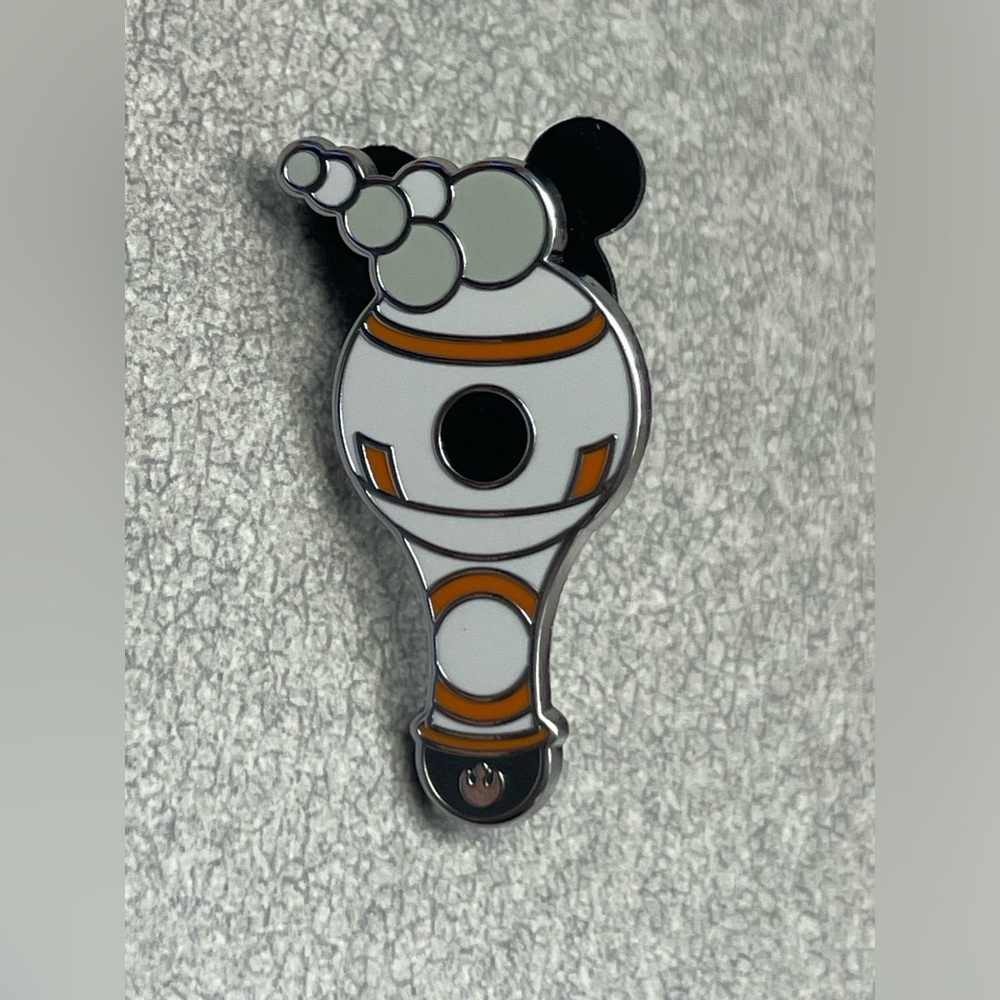 BB-8 Disneyland 2025 Wave B Bubble wand pin